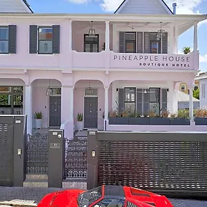 pineapple-house-boutique.capetown-hotels.net/
